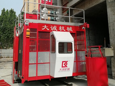 在市場上施工升降機、施工電梯的價格浮動變化-河南大誠機械